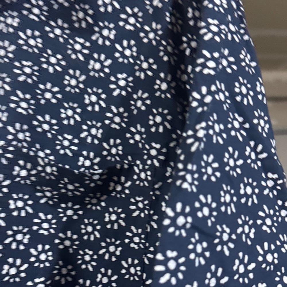 Size XXL Men’s Goodfellow & Co Dark Blue Patterned Shirt - Picture 3 of 6